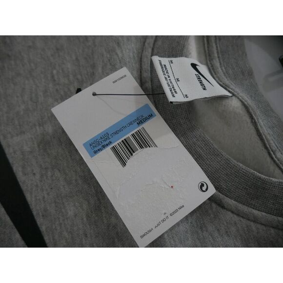 Nike Strength Unisex Crewneck Sweatshirt Grey M - Picture 7 of 8